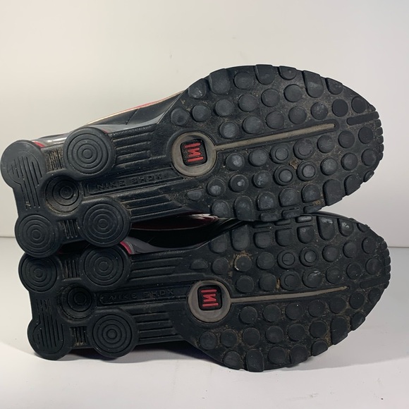 Women’s 9.5 Shocks - Picture 7 of 7